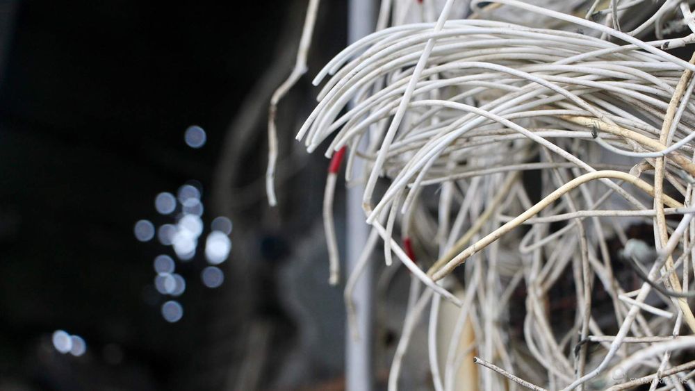 Les fils électriques semblent toujours en bon état!